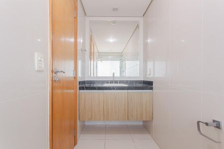 Apartamento para alugar com 176m², 2 quartos e 3 vagas Apartamento para alugar com 176m², 2 quartos e 3 vagasBanheiro da Suíte