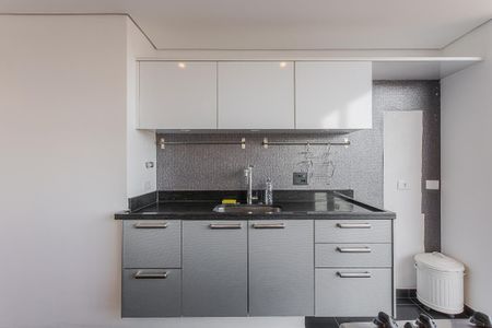 Apartamento para alugar com 176m², 2 quartos e 3 vagas Apartamento para alugar com 176m², 2 quartos e 3 vagasCozinha