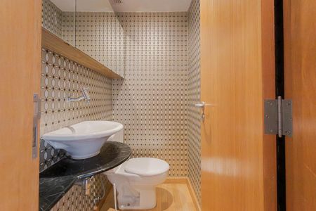 Apartamento para alugar com 176m², 2 quartos e 3 vagas Apartamento para alugar com 176m², 2 quartos e 3 vagasLavabo