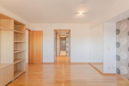 Apartamento para alugar com 176m², 2 quartos e 3 vagas Apartamento para alugar com 176m², 2 quartos e 3 vagasSuíte 2
