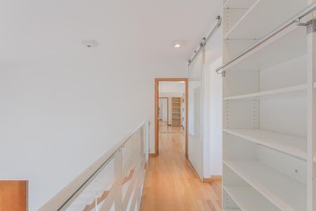 Apartamento para alugar com 176m², 2 quartos e 3 vagas Apartamento para alugar com 176m², 2 quartos e 3 vagasCorredor