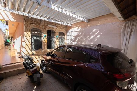 Garagem de casa para alugar com 4 quartos, 250m² em Itaquera, São Paulo