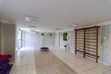Apartamento para alugar com 67m², 2 quartos e 1 vaga Apartamento para alugar com 67m², 2 quartos e 1 vagaÁrea comum - Academia