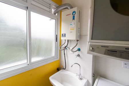 Apartamento para alugar com 67m², 2 quartos e 1 vaga Apartamento para alugar com 67m², 2 quartos e 1 vagaCozinha e Área de Serviço