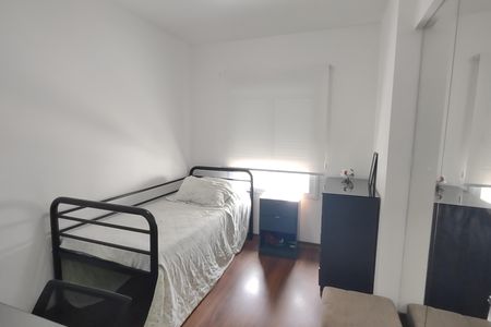 Apartamento à venda com 80m², 3 quartos e 2 vagas Apartamento à venda com 80m², 3 quartos e 2 vagasQuarto 2