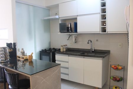 Apartamento à venda com 80m², 3 quartos e 2 vagasCozinha