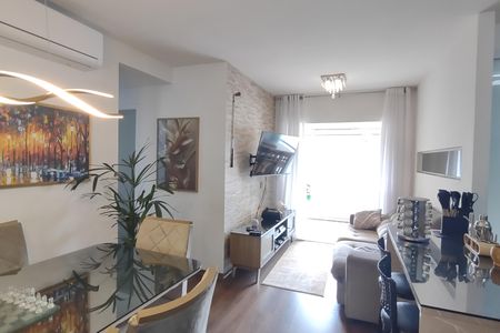 Apartamento à venda com 80m², 3 quartos e 2 vagas Apartamento à venda com 80m², 3 quartos e 2 vagasSala