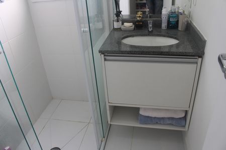 Apartamento à venda com 80m², 3 quartos e 2 vagasBanheiro da Suíte