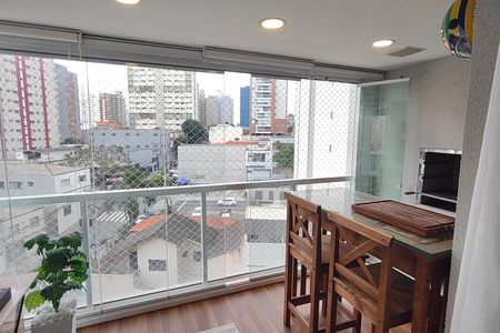 Apartamento à venda com 80m², 3 quartos e 2 vagas Apartamento à venda com 80m², 3 quartos e 2 vagasVaranda
