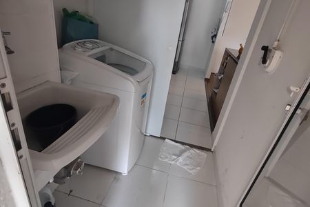 Apartamento à venda com 80m², 3 quartos e 2 vagas Apartamento à venda com 80m², 3 quartos e 2 vagasÁrea de Serviço