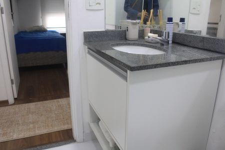Apartamento à venda com 80m², 3 quartos e 2 vagasBanheiro