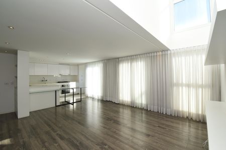Apartamento à venda com 105m², 2 quartos e 2 vagasSala