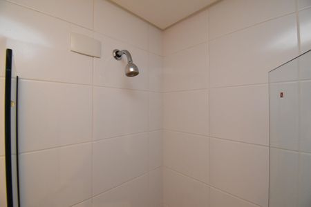 Apartamento à venda com 105m², 2 quartos e 2 vagasBanheiro 2