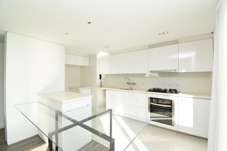 Apartamento à venda com 105m², 2 quartos e 2 vagasCozinha