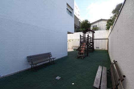 Apartamento à venda com 105m², 2 quartos e 2 vagasÁrea comum - Playground