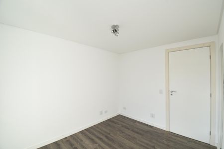 Apartamento à venda com 105m², 2 quartos e 2 vagasQuarto 2