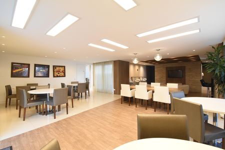 Apartamento à venda com 105m², 2 quartos e 2 vagasÁrea comum - Salão de festas