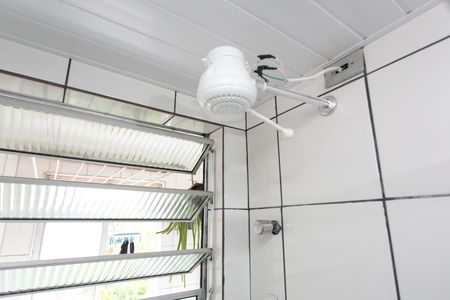 Apartamento para alugar com 48m², 2 quartos e 1 vaga Apartamento para alugar com 48m², 2 quartos e 1 vagaBanheiro - Chuveiro