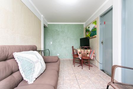 Sala  de apartamento para alugar com 2 quartos, 48m² em Conjunto Habitacional Fazenda do Carmo, São Paulo
