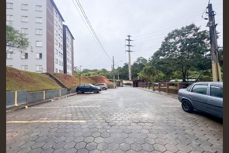 Garagem  de apartamento para alugar com 2 quartos, 48m² em Conjunto Habitacional Fazenda do Carmo, São Paulo