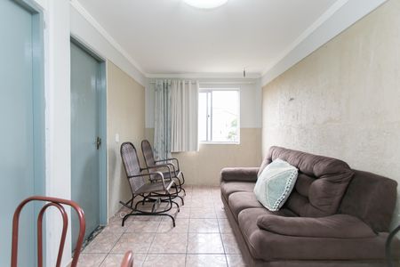 Sala  de apartamento para alugar com 2 quartos, 48m² em Conjunto Habitacional Fazenda do Carmo, São Paulo