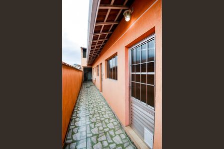 Casa de condomínio para alugar com 100m², 2 quartos e 2 vagasCorredor Social