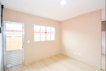 Casa de condomínio para alugar com 100m², 2 quartos e 2 vagasSala
