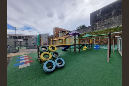 Casa de condomínio para alugar com 100m², 2 quartos e 2 vagas Casa de condomínio para alugar com 100m², 2 quartos e 2 vagasÁrea comum - Playground