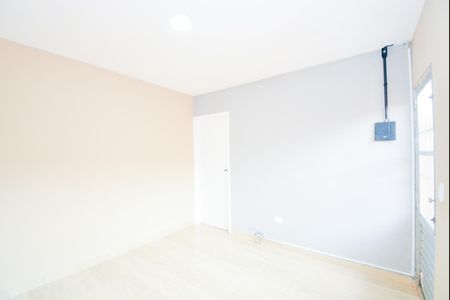 Sala de casa de condomínio para alugar com 2 quartos, 100m² em Jardim Albertina, Guarulhos
