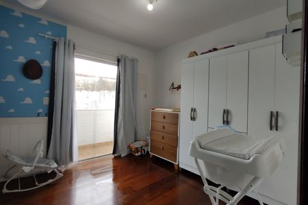 Casa de condomínio para alugar com 120m², 4 quartos e 1 vaga Casa de condomínio para alugar com 120m², 4 quartos e 1 vagaQuarto 1