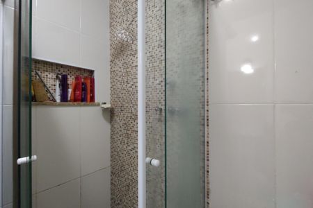 Casa de condomínio para alugar com 120m², 4 quartos e 1 vaga Casa de condomínio para alugar com 120m², 4 quartos e 1 vagaBanheiro social 2