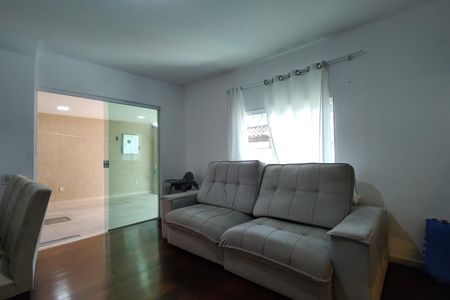 Casa de condomínio para alugar com 120m², 4 quartos e 1 vaga Casa de condomínio para alugar com 120m², 4 quartos e 1 vagaSala