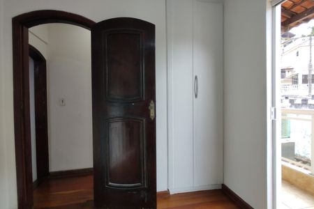 Casa de condomínio para alugar com 120m², 4 quartos e 1 vaga Casa de condomínio para alugar com 120m², 4 quartos e 1 vagaQuarto 3