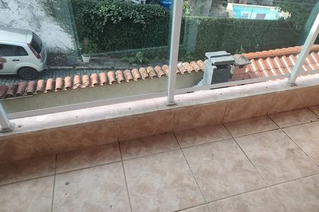 Casa de condomínio para alugar com 120m², 4 quartos e 1 vaga Casa de condomínio para alugar com 120m², 4 quartos e 1 vagaVaranda do quarto 3