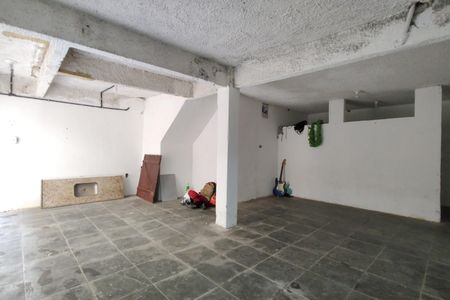 Casa de condomínio para alugar com 120m², 4 quartos e 1 vaga Casa de condomínio para alugar com 120m², 4 quartos e 1 vagaÁrea externa