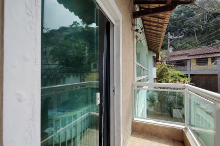 Casa de condomínio para alugar com 120m², 4 quartos e 1 vaga Casa de condomínio para alugar com 120m², 4 quartos e 1 vagaVaranda do quarto 3