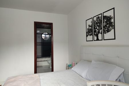 Casa de condomínio para alugar com 120m², 4 quartos e 1 vaga Casa de condomínio para alugar com 120m², 4 quartos e 1 vagaSuíte