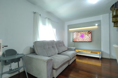 Casa de condomínio para alugar com 120m², 4 quartos e 1 vaga Casa de condomínio para alugar com 120m², 4 quartos e 1 vagaSala