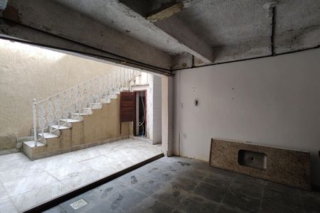 Casa de condomínio para alugar com 120m², 4 quartos e 1 vaga Casa de condomínio para alugar com 120m², 4 quartos e 1 vagaÁrea externa