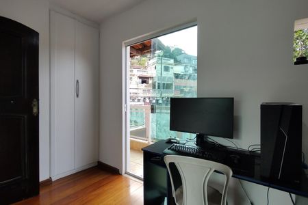 Casa de condomínio para alugar com 120m², 4 quartos e 1 vaga Casa de condomínio para alugar com 120m², 4 quartos e 1 vagaQuarto 3