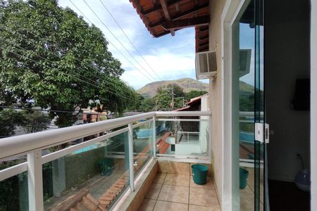 Casa de condomínio para alugar com 120m², 4 quartos e 1 vaga Casa de condomínio para alugar com 120m², 4 quartos e 1 vagaVista da varanda do quarto 3