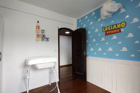 Casa de condomínio para alugar com 120m², 4 quartos e 1 vaga Casa de condomínio para alugar com 120m², 4 quartos e 1 vagaQuarto 1