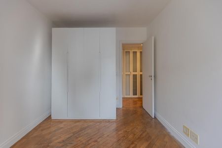 Apartamento à venda com 210m², 3 quartos e 3 vagas Apartamento à venda com 210m², 3 quartos e 3 vagasFoto 26