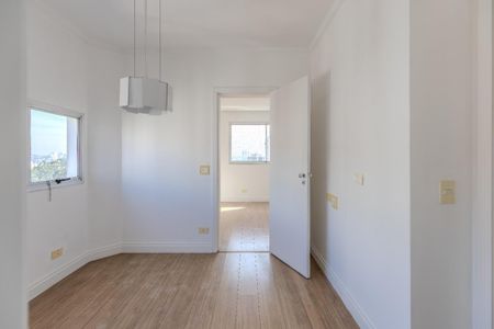 Apartamento à venda com 210m², 3 quartos e 3 vagas Apartamento à venda com 210m², 3 quartos e 3 vagasFoto 11