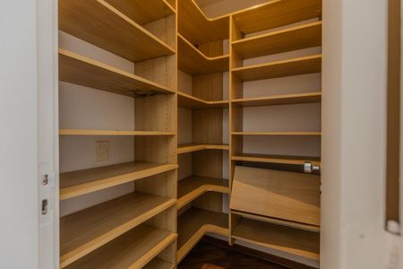 Apartamento à venda com 210m², 3 quartos e 3 vagas Apartamento à venda com 210m², 3 quartos e 3 vagasFoto 36