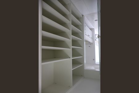 Casa para alugar com 340m², 4 quartos e 3 vagasCloset Suíte 1