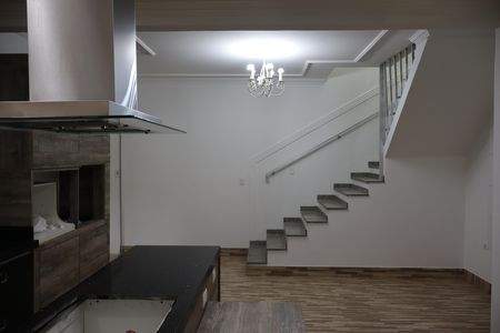 Casa para alugar com 340m², 4 quartos e 3 vagasCozinha 