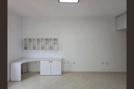 Casa para alugar com 340m², 4 quartos e 3 vagas Casa para alugar com 340m², 4 quartos e 3 vagasSuíte 02