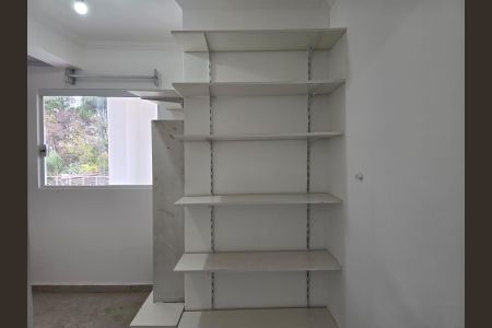 Casa para alugar com 340m², 4 quartos e 3 vagas Casa para alugar com 340m², 4 quartos e 3 vagasÁrea de Serviço
