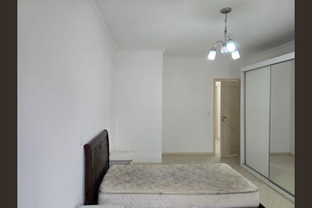 Casa para alugar com 340m², 4 quartos e 3 vagas Casa para alugar com 340m², 4 quartos e 3 vagasSuíte 03